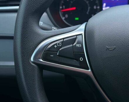 Білий Рено Дастер, об'ємом двигуна 1.6 л та пробігом 97 тис. км за 12790 $, фото 19 на Automoto.ua