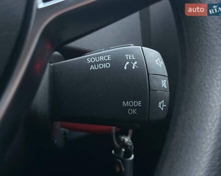 Білий Рено Дастер, об'ємом двигуна 1.6 л та пробігом 97 тис. км за 12790 $, фото 28 на Automoto.ua