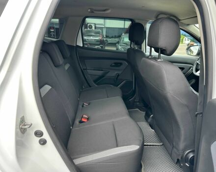 Білий Рено Дастер, об'ємом двигуна 1.6 л та пробігом 102 тис. км за 14900 $, фото 14 на Automoto.ua