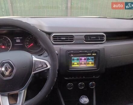 Белый Рено Дастер, объемом двигателя 1.46 л и пробегом 135 тыс. км за 13700 $, фото 15 на Automoto.ua