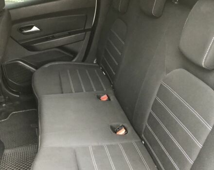 Белый Рено Дастер, объемом двигателя 1.5 л и пробегом 154 тыс. км за 15200 $, фото 13 на Automoto.ua