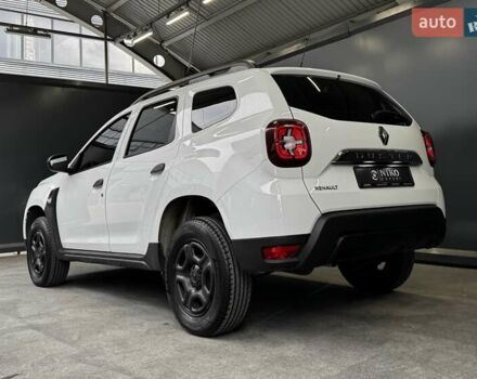 Білий Рено Дастер, об'ємом двигуна 1.6 л та пробігом 231 тис. км за 12500 $, фото 10 на Automoto.ua