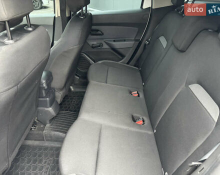 Білий Рено Дастер, об'ємом двигуна 1.46 л та пробігом 57 тис. км за 14800 $, фото 11 на Automoto.ua