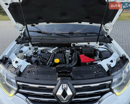 Білий Рено Дастер, об'ємом двигуна 1.5 л та пробігом 152 тис. км за 14999 $, фото 26 на Automoto.ua