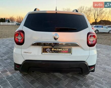 Белый Рено Дастер, объемом двигателя 1.5 л и пробегом 228 тыс. км за 14199 $, фото 6 на Automoto.ua