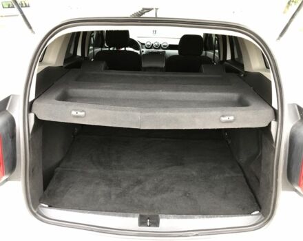 Белый Рено Дастер, объемом двигателя 1.5 л и пробегом 154 тыс. км за 15200 $, фото 16 на Automoto.ua