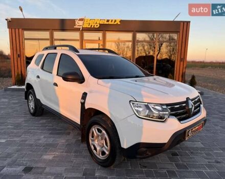 Белый Рено Дастер, объемом двигателя 1.5 л и пробегом 228 тыс. км за 14199 $, фото 1 на Automoto.ua