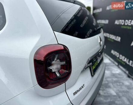 Білий Рено Дастер, об'ємом двигуна 1.6 л та пробігом 30 тис. км за 16300 $, фото 28 на Automoto.ua