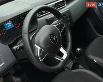 Білий Рено Дастер, об'ємом двигуна 1.6 л та пробігом 220 тис. км за 12500 $, фото 8 на Automoto.ua