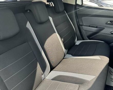 Белый Рено Дастер, объемом двигателя 1.6 л и пробегом 108 тыс. км за 12500 $, фото 16 на Automoto.ua