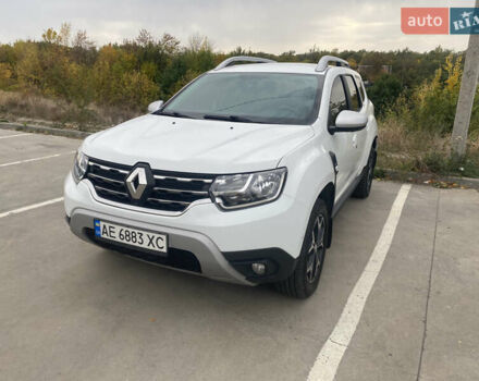 Белый Рено Дастер, объемом двигателя 1.5 л и пробегом 147 тыс. км за 17300 $, фото 2 на Automoto.ua