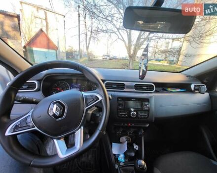 Белый Рено Дастер, объемом двигателя 1.6 л и пробегом 67 тыс. км за 16000 $, фото 6 на Automoto.ua