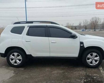 Белый Рено Дастер, объемом двигателя 1.6 л и пробегом 35 тыс. км за 16000 $, фото 2 на Automoto.ua