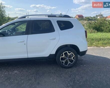Білий Рено Дастер, об'ємом двигуна 1.46 л та пробігом 205 тис. км за 12500 $, фото 13 на Automoto.ua