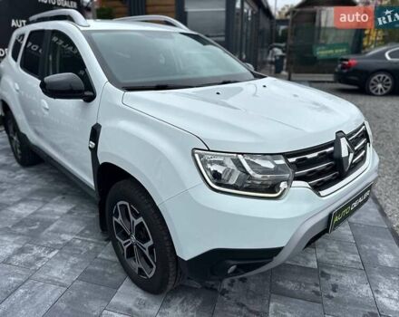 Білий Рено Дастер, об'ємом двигуна 1.6 л та пробігом 30 тис. км за 16300 $, фото 11 на Automoto.ua