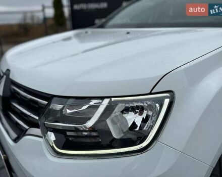 Білий Рено Дастер, об'ємом двигуна 1.6 л та пробігом 30 тис. км за 16300 $, фото 21 на Automoto.ua