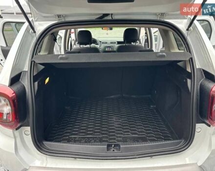 Білий Рено Дастер, об'ємом двигуна 1.6 л та пробігом 30 тис. км за 16300 $, фото 50 на Automoto.ua