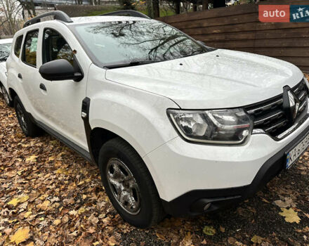 Белый Рено Дастер, объемом двигателя 1.5 л и пробегом 223 тыс. км за 14300 $, фото 3 на Automoto.ua