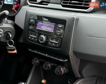 Білий Рено Дастер, об'ємом двигуна 1.6 л та пробігом 220 тис. км за 12500 $, фото 11 на Automoto.ua