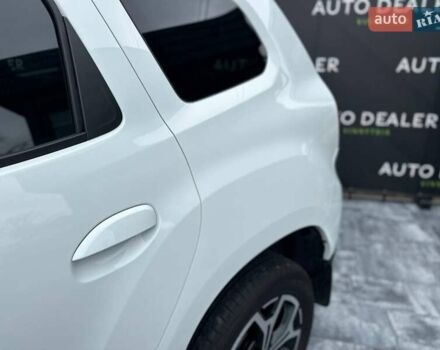 Білий Рено Дастер, об'ємом двигуна 1.6 л та пробігом 30 тис. км за 16300 $, фото 24 на Automoto.ua