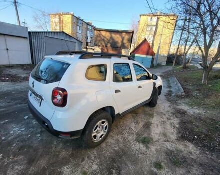 Белый Рено Дастер, объемом двигателя 1.6 л и пробегом 67 тыс. км за 16000 $, фото 2 на Automoto.ua