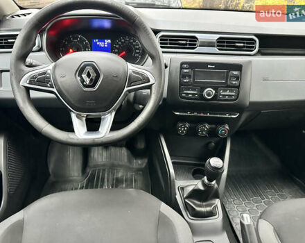 Белый Рено Дастер, объемом двигателя 1.5 л и пробегом 223 тыс. км за 14300 $, фото 5 на Automoto.ua