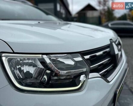 Білий Рено Дастер, об'ємом двигуна 1.6 л та пробігом 30 тис. км за 16300 $, фото 13 на Automoto.ua