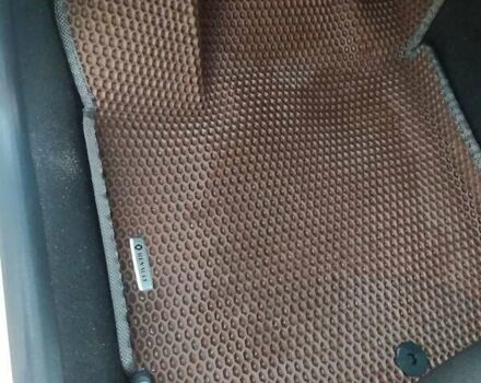 Белый Рено Дастер, объемом двигателя 1.6 л и пробегом 155 тыс. км за 13300 $, фото 20 на Automoto.ua