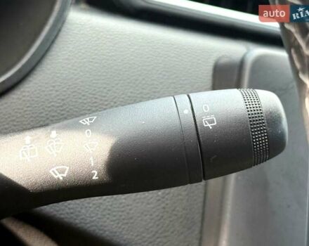 Білий Рено Дастер, об'ємом двигуна 1.46 л та пробігом 159 тис. км за 18800 $, фото 33 на Automoto.ua