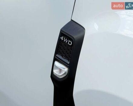 Білий Рено Дастер, об'ємом двигуна 1.46 л та пробігом 159 тис. км за 18800 $, фото 24 на Automoto.ua