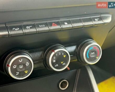 Білий Рено Дастер, об'ємом двигуна 1.46 л та пробігом 159 тис. км за 18800 $, фото 38 на Automoto.ua