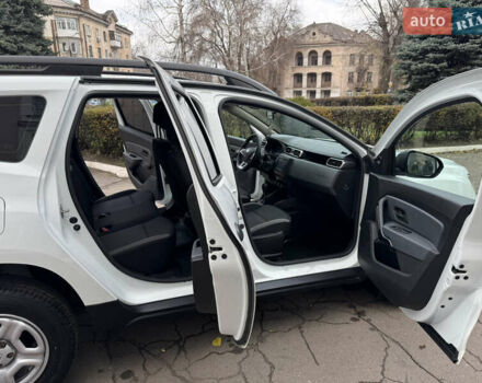 Белый Рено Дастер, объемом двигателя 1.46 л и пробегом 130 тыс. км за 14900 $, фото 18 на Automoto.ua
