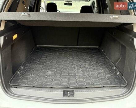 Белый Рено Дастер, объемом двигателя 1.5 л и пробегом 140 тыс. км за 16100 $, фото 19 на Automoto.ua