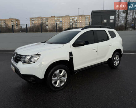 Білий Рено Дастер, об'ємом двигуна 1.6 л та пробігом 28 тис. км за 16800 $, фото 9 на Automoto.ua