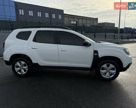 Білий Рено Дастер, об'ємом двигуна 1.6 л та пробігом 28 тис. км за 16800 $, фото 40 на Automoto.ua