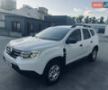 Белый Рено Дастер, объемом двигателя 1.6 л и пробегом 120 тыс. км за 14500 $, фото 2 на Automoto.ua