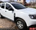 Белый Рено Дастер, объемом двигателя 1.6 л и пробегом 110 тыс. км за 13300 $, фото 2 на Automoto.ua