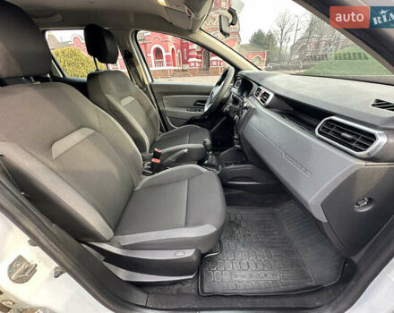 Білий Рено Дастер, об'ємом двигуна 1.5 л та пробігом 222 тис. км за 15500 $, фото 22 на Automoto.ua