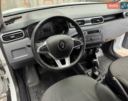 Рено Дастер 2021 в Подольск (Котовск) на Automoto.ua Белый Рено Дастер, объемом двигателя 1.46 л и пробегом 99 тыс. км за 15500 $, фото 9 на Automoto.ua