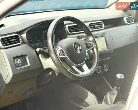 Білий Рено Дастер, об'ємом двигуна 1.46 л та пробігом 159 тис. км за 18800 $, фото 27 на Automoto.ua