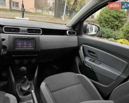 Белый Рено Дастер, объемом двигателя 1.46 л и пробегом 130 тыс. км за 14900 $, фото 22 на Automoto.ua