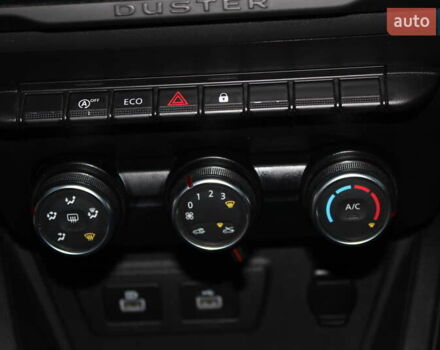 Білий Рено Дастер, об'ємом двигуна 1.5 л та пробігом 120 тис. км за 16900 $, фото 14 на Automoto.ua