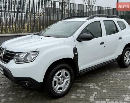Белый Рено Дастер, объемом двигателя 1.5 л и пробегом 112 тыс. км за 13800 $, фото 1 на Automoto.ua
