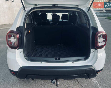 Білий Рено Дастер, об'ємом двигуна 1.6 л та пробігом 128 тис. км за 11000 $, фото 19 на Automoto.ua