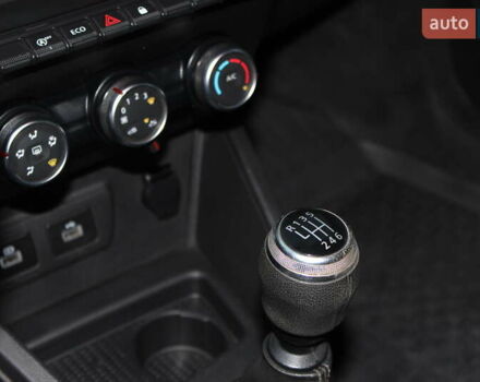 Білий Рено Дастер, об'ємом двигуна 1.5 л та пробігом 120 тис. км за 16900 $, фото 15 на Automoto.ua