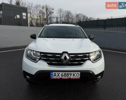 Білий Рено Дастер, об'ємом двигуна 1.6 л та пробігом 28 тис. км за 16800 $, фото 2 на Automoto.ua