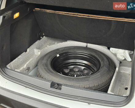 Білий Рено Дастер, об'ємом двигуна 1.46 л та пробігом 150 тис. км за 18200 $, фото 27 на Automoto.ua
