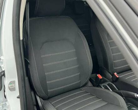 Білий Рено Дастер, об'ємом двигуна 1.46 л та пробігом 92 тис. км за 16900 $, фото 52 на Automoto.ua