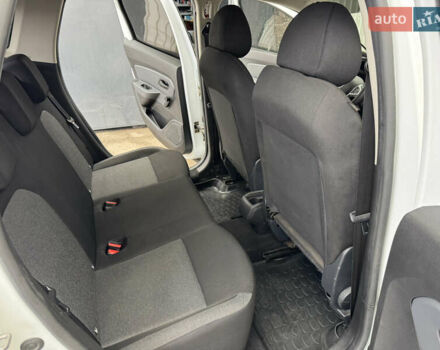 Рено Дастер 2021 в Подольск (Котовск) на Automoto.ua Белый Рено Дастер, объемом двигателя 1.46 л и пробегом 99 тыс. км за 15500 $, фото 14 на Automoto.ua