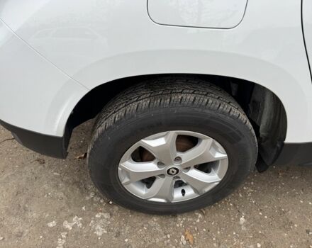 Белый Рено Дастер, объемом двигателя 1.6 л и пробегом 28 тыс. км за 15900 $, фото 3 на Automoto.ua